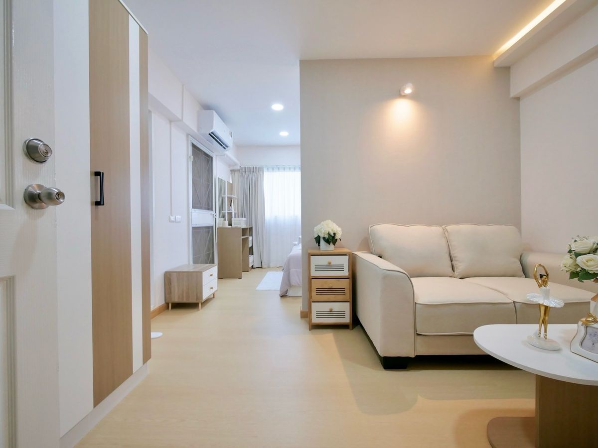 ขายคอนโดลาดพร้าว101 แฮปปี้แลนด์ : คอนโดแต่งครบ พร้อมอยู่ ใจกลางเมืองย่านบางกะปิ ราคา 990,000 เท่านั้น
ทำเลBTS สายสีเหลือง
ผ่อนสบาย ถูกกว่าเช่าแน่นอน 