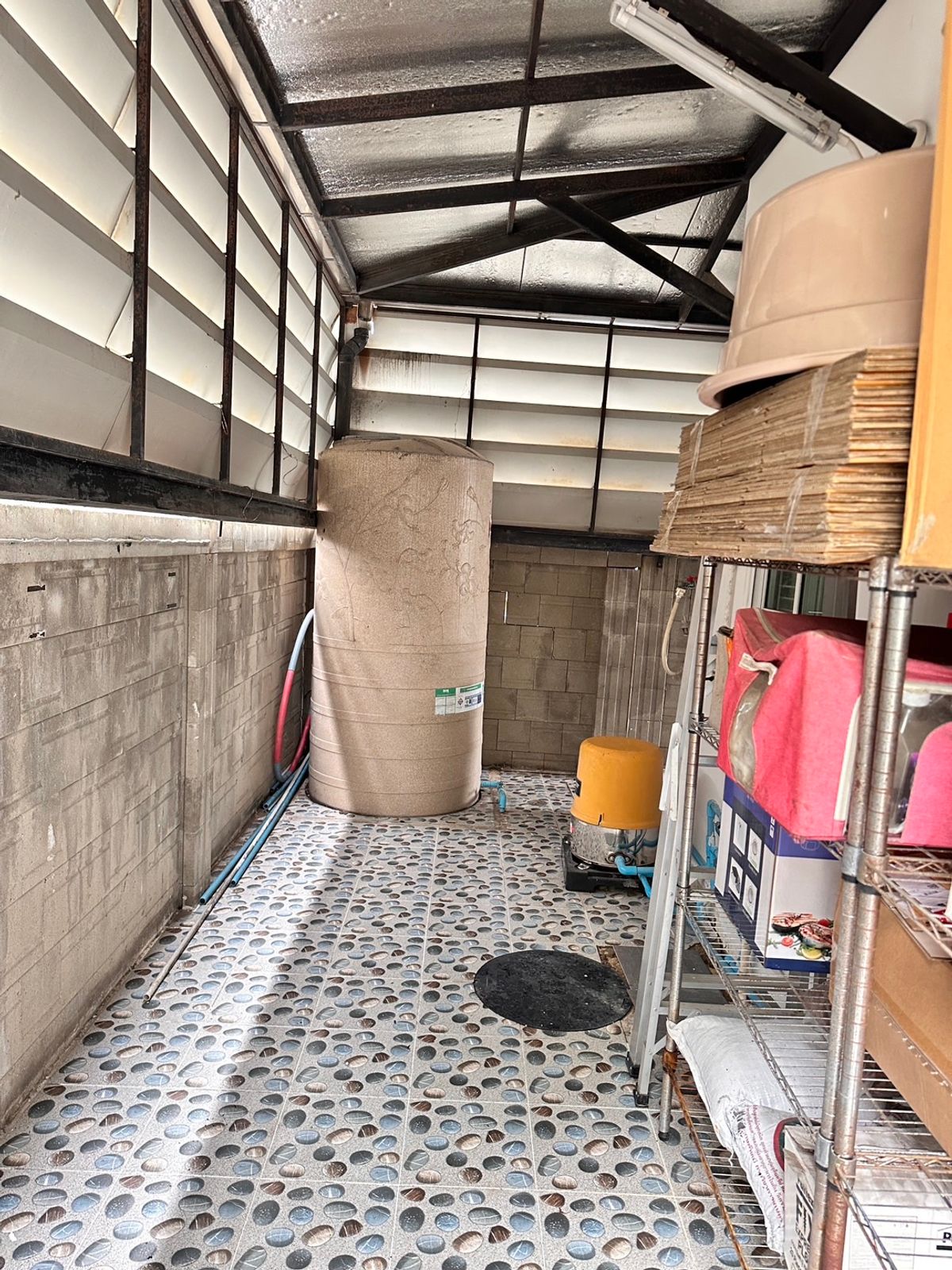 ขายบ้านนวมินทร์ รามอินทรา : บ้านแฝด 2 ชั้น อิคอนเนเจอร์ รามอินทรา 109 ใกล้ถนนรามอินทรา ใกล้รถไฟฟ้าสายสีชมพู แถมเฟอร์พร้อมเข้าอยู่ได้เลย ถูกสุดในโครงการ