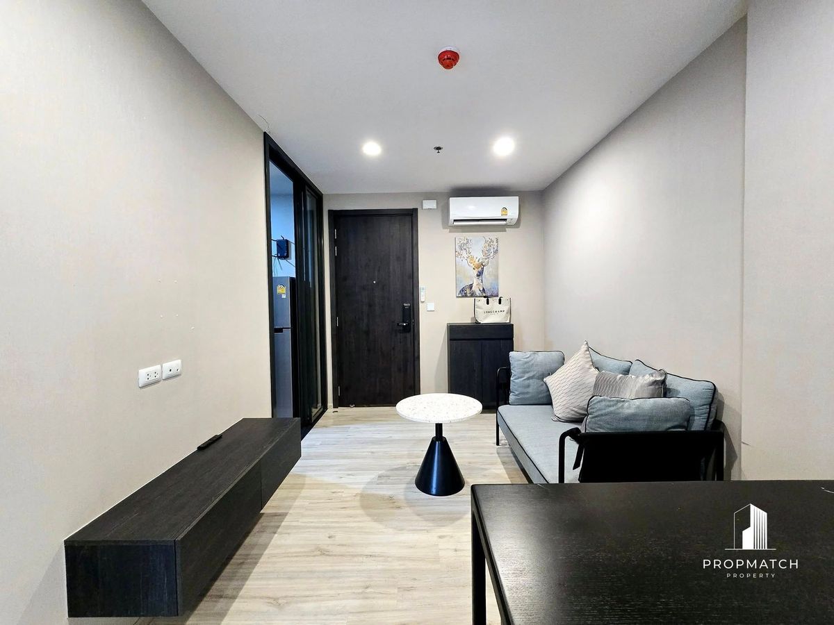 ให้เช่าคอนโดรัชดา ห้วยขวาง : ✨Flash Deal ✨XT Huaikhwang( 1Bed 1Bath 35SQM.) แต่งครบพร้อมอยู่ !! เพียง 21,000บาทต่อเดือน Tel.0981315848 @propmatch