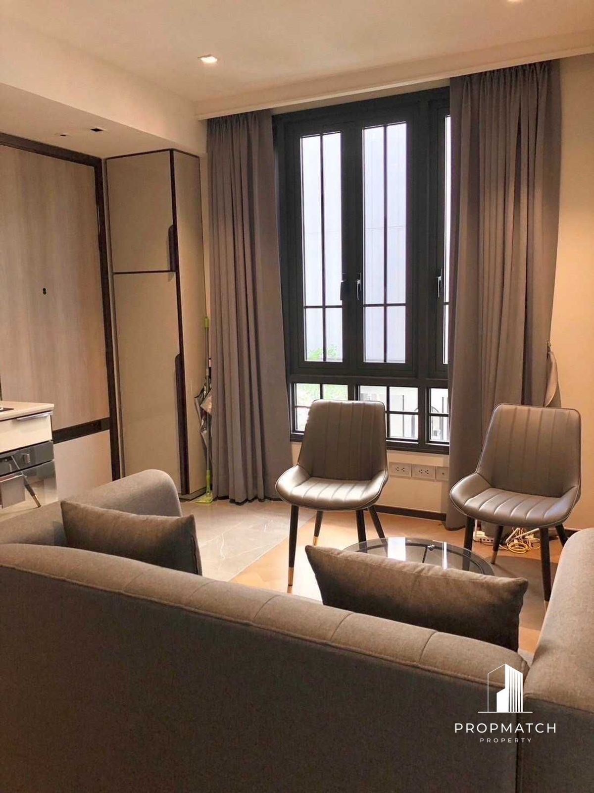 ให้เช่าคอนโดสุขุมวิท อโศก ทองหล่อ : ✨Flash Deal ✨The Reserve Sukhumvit 61( 1Bed 1Bath 48.54SQM.) แต่งครบพร้อมอยู่ !! เพียง 40,000บาทต่อเดือน Tel.0981315848 @propmatch