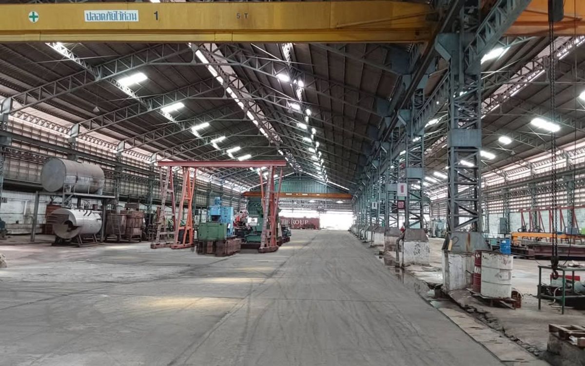 For RentFactorySamut Prakan,Samrong : HR2731 for rent in large factory, area of 10 rai, with the. 4 leaves, Bang Chalong area, near Suvarnabhumi Airport. Suitable for warehouse