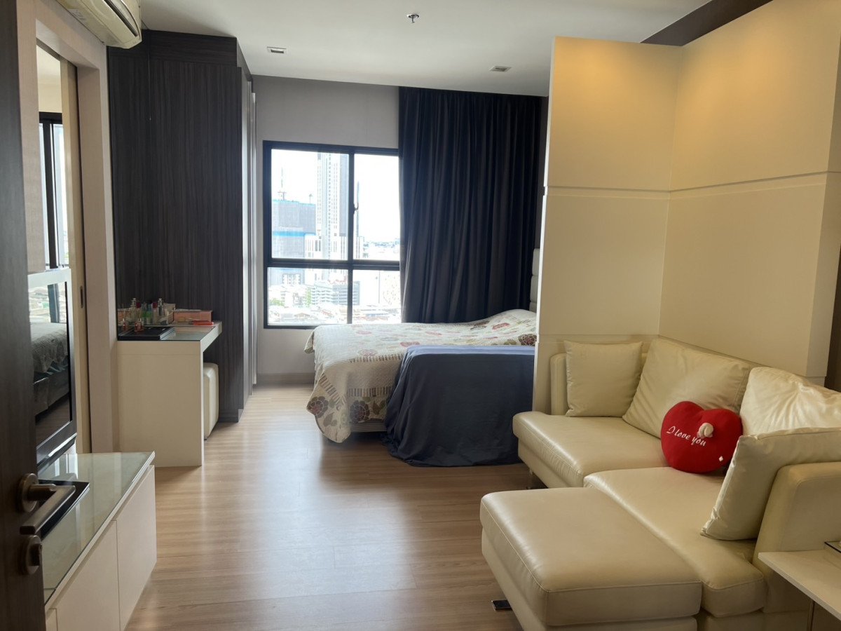 For SaleCondoWongwianyai, Charoennakor : For Sale Condo , Urbano Absolute Sathorn - Taksin , BTS-Krung Thon Buri , Khlong Ton Sai , Khlong San , Bangkok , CX-138073