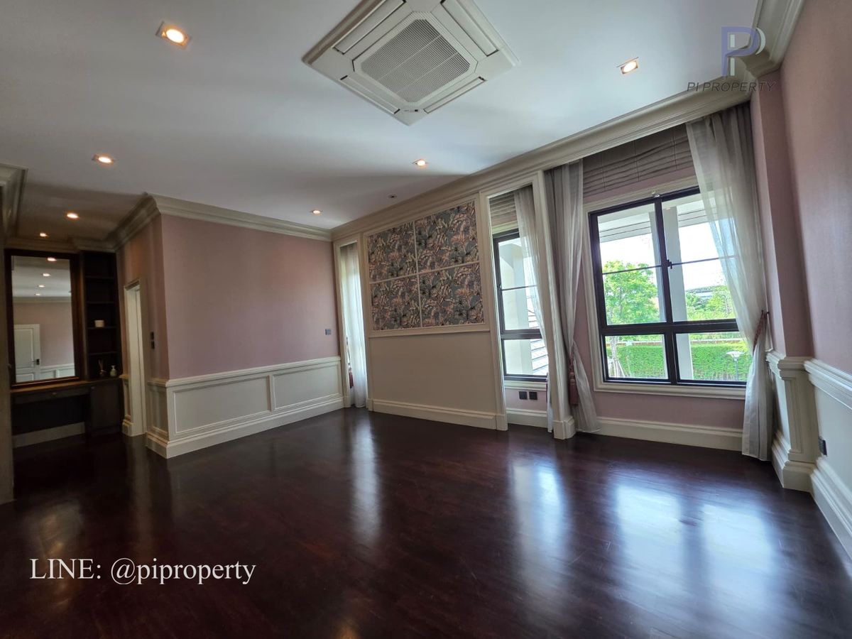 ให้เช่าบ้านบางนา แบริ่ง ลาซาล : ให้เช่า: วิลล่าหรูในโครงการแกรนด์ บางกอก บูเลอวาร์ด สุขุมวิท 4 ห้องนอน 5 ห้องน้ำ