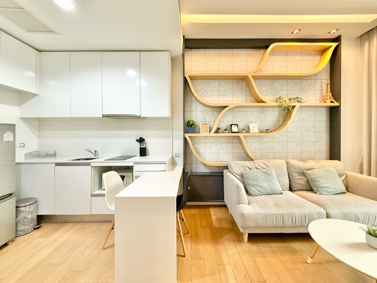 ให้เช่าคอนโดลาดพร้าว เซ็นทรัลลาดพร้าว : ให้เช่าด่วน 🌈✨EQUINOX Paholyothin-Viphava 1 bed 1 bath 40 ตร.ม. ห้องสวย วิวสวนพร้อมอยู่ โทร 092-2462653 Donut