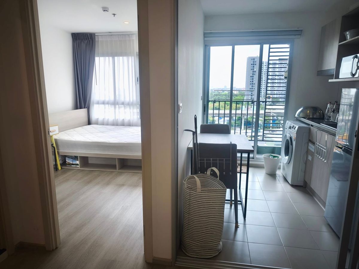 For RentCondoThaphra, Talat Phlu, Wutthakat : Elio Sathorn - Wutthakat Condo for rent, near BTA, 470 meters, can walk with a shuttle every 10 minutes. Free Wifi