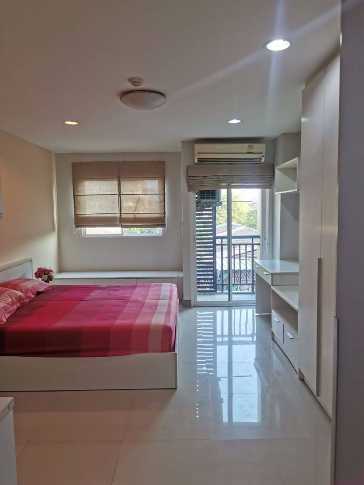 ให้เช่าคอนโดรัชดา ห้วยขวาง : เมธาเพลส คอนโด ห้วยขวาง /studio room /30 sqm./2fl./8,000