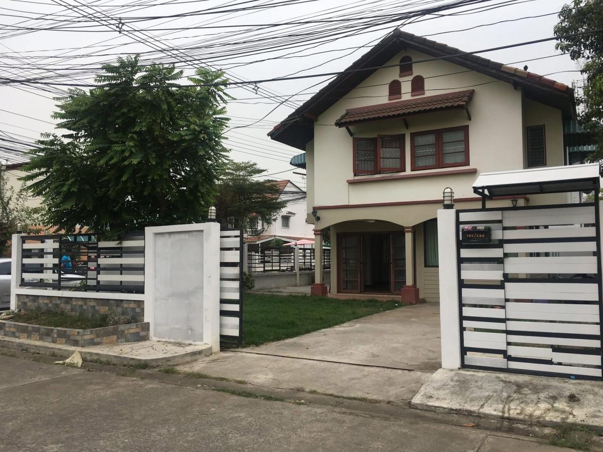 ขายบ้านวิภาวดี ดอนเมือง หลักสี่ : ขายบ้าน  สายทิพย์ สรงประภา 18 ห้องมุม สีกัน เขต ดอนเมือง กรุงเทพ CX-127574