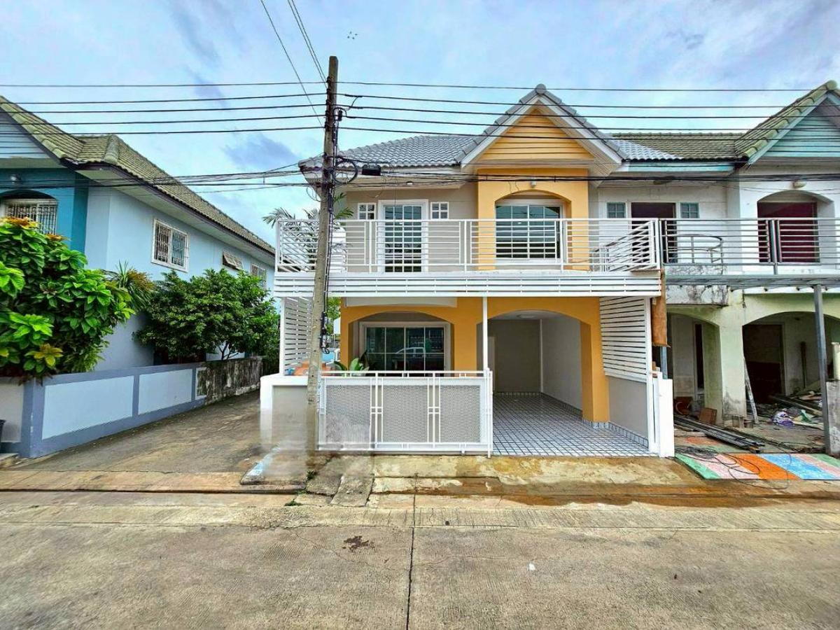 ขายทาวน์โฮมนนทบุรี บางใหญ่ บางบัวทอง : ขายทาวน์เฮ้าส์/ทาวน์โฮม  บ้านสุชา รีโนเวทใหม่ ละหาร บางบัวทอง นนทบุรี CX-127494