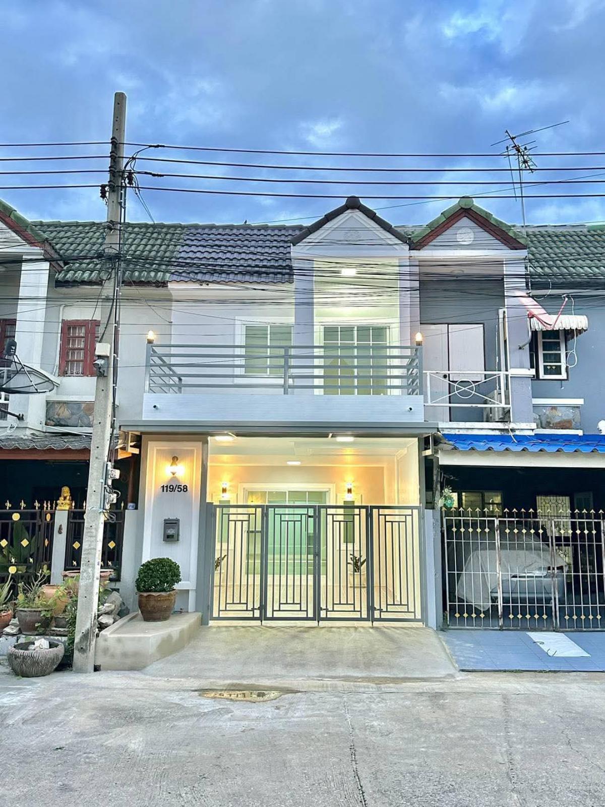 ขายทาวน์โฮมนนทบุรี บางใหญ่ บางบัวทอง : ขายทาวน์เฮ้าส์/ทาวน์โฮม  บ้านรัตนธานี (บางบัวทอง) รีโนเวทใหม่ บางรักพัฒนา บางบัวทอง นนทบุรี CX-125315