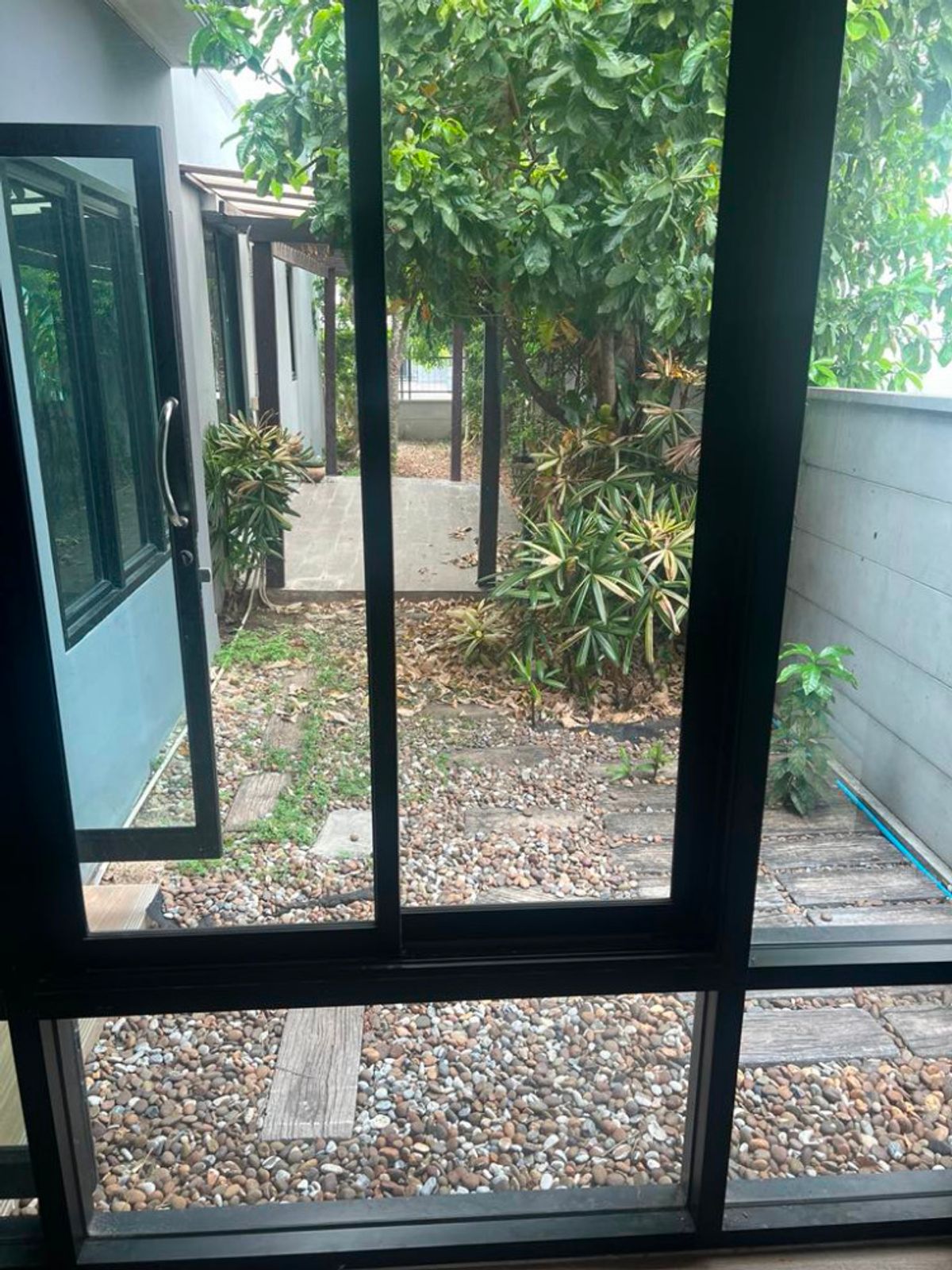 ขายทาวน์โฮมแจ้งวัฒนะ เมืองทอง : 🏡 ทาวน์โฮม 3 ชั้น “หลังริม” พื้นที่ใหญ่ 45 ตร.ว. โครงการบ้านกลางเมือง งามวงศ์วาน – แต่งสวยสไตล์ Modern Cozy พร้อมอยู่