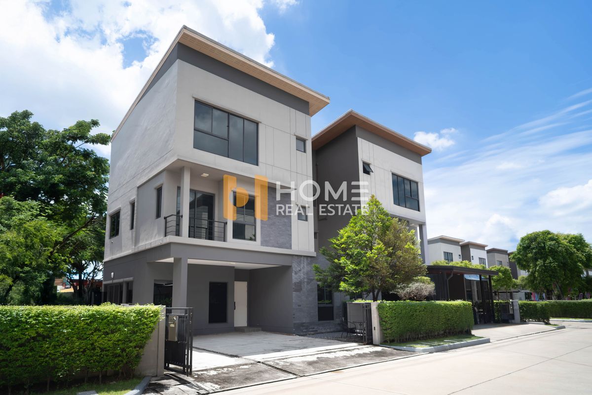 For SaleTownhomeNawamin, Ramindra : Baan Klang Mueang Ram Inthra 83 Station / 4 Bedrooms (Sale), Baan Klang Mueng Ramintra 83 Station / 4 Bedrooms (For Sale) Tan836