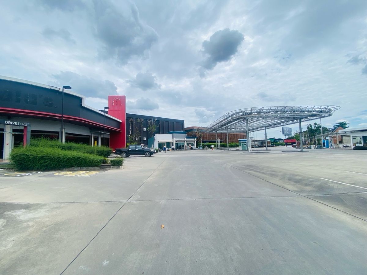 ให้เช่าที่ดินเกษตร นวมินทร์ ลาดปลาเค้า : เกษตร–นวมินทร์ ให้เช่าที่ดินระยะยาว ติดถนนใหญ่ ประเสริฐมนูกิจ ทำเลทองที่นักลงทุนและเจ้าของกิจการต้องจับตามอง!เนื้อที่ 4-1-18 ไร่ (1,718 ตร.วา) | หน้ากว้าง 108 เมตร | ผังสีเหลือง