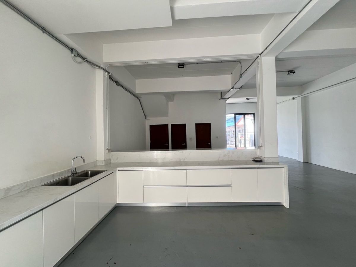 ให้เช่าโฮมออฟฟิศบางนา แบริ่ง ลาซาล : ให้เช่าโฮมออฟฟิศบางนา - อุดมสุข ใกล้ แยกบางนา ทางด่วน และ เซนทรัล บางนา 