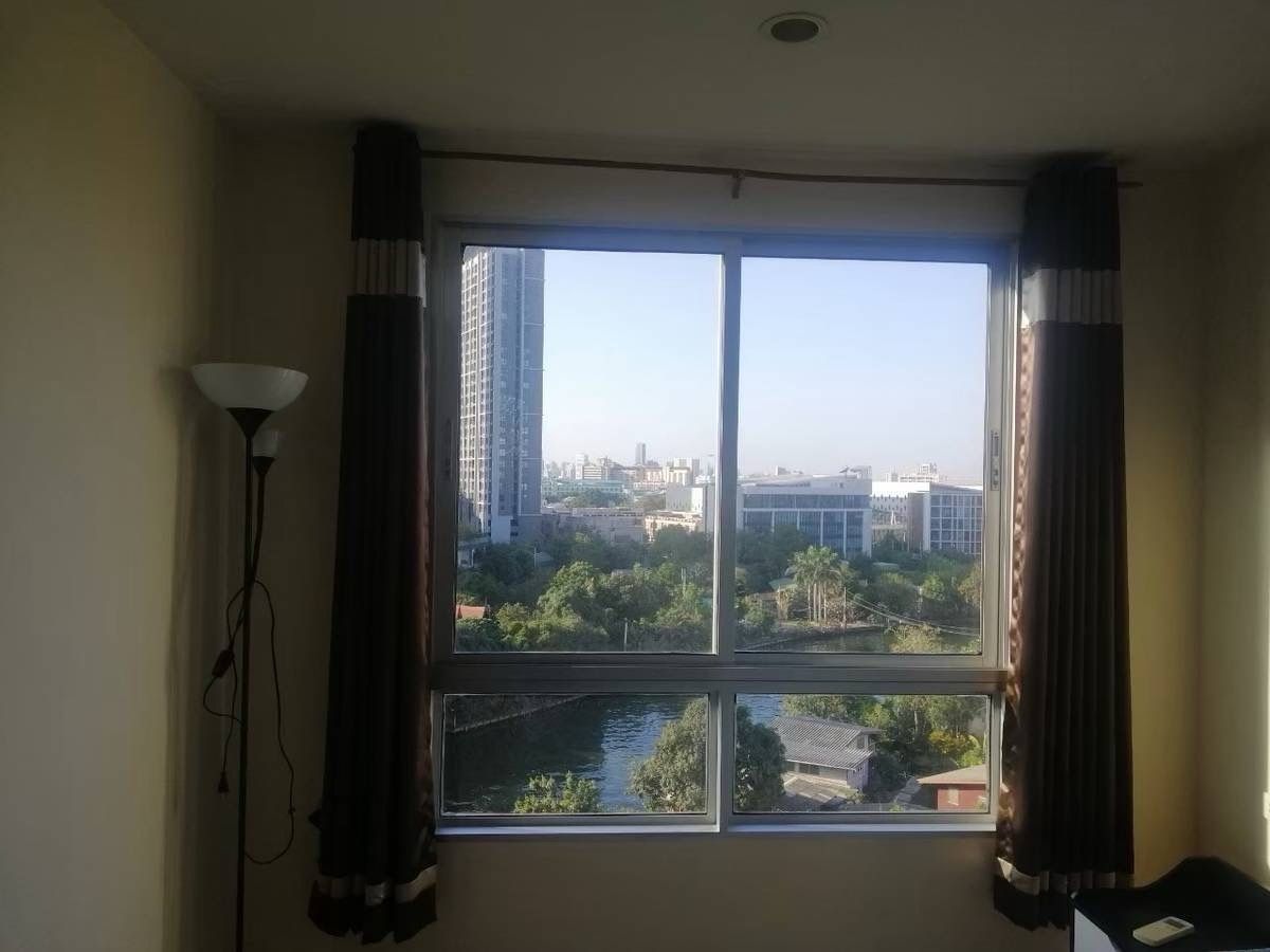For SaleCondoOnnut, Udomsuk : Sell The Base S77 Building B 35 sq.m. Floor 8, large room, beautiful view, D -D -NS Onnut and Department Store. Stay or invest is very worth the price of 3,300,000 baht.