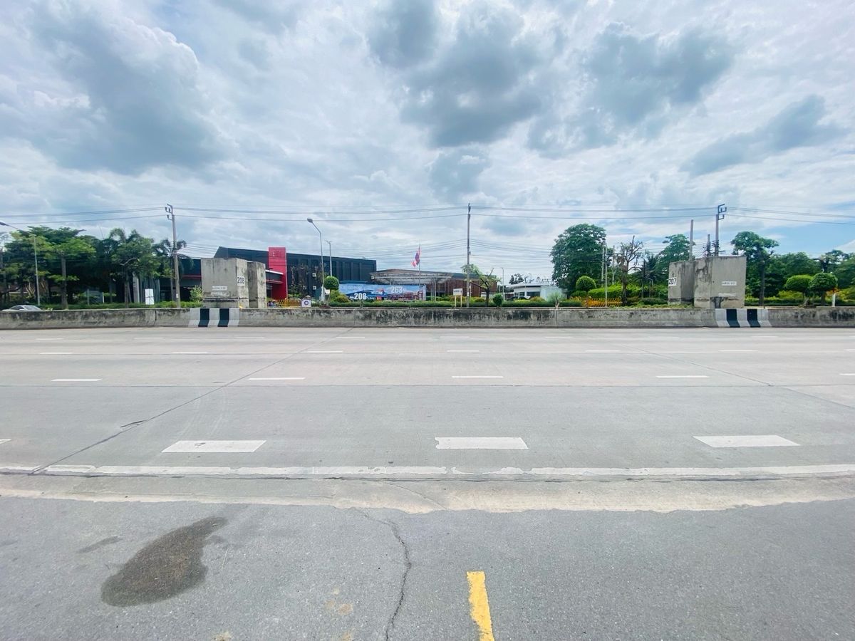 ให้เช่าที่ดินเกษตร นวมินทร์ ลาดปลาเค้า : ติดถนนใหญ่ ประเสริฐมนูกิจ เกษตร–นวมินทร์ เนื้อที่ 189 ตร.วา | หน้ากว้าง | ผังสีเหลือง