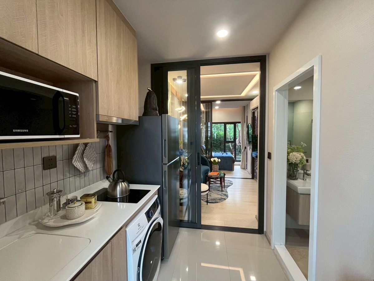 ขายคอนโดวงเวียนใหญ่ เจริญนคร : Life Charoennakhon-Sathorn  1-Bedroom 35 sq.m for Sell!!