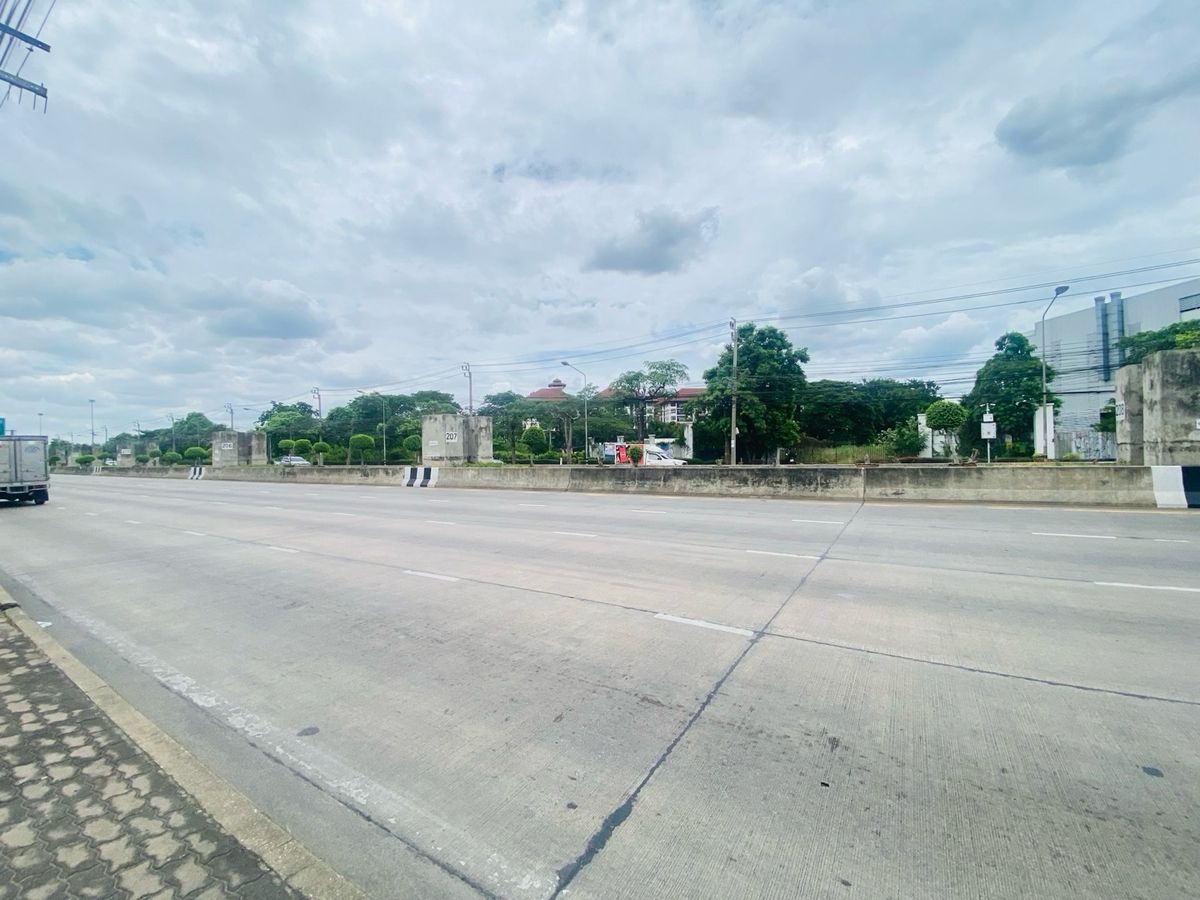 ให้เช่าที่ดินเกษตร นวมินทร์ ลาดปลาเค้า : ติดถนนใหญ่ ประเสริฐมนูกิจ เกษตร–นวมินทร์ เนื้อที่ 189 ตร.วา | หน้ากว้าง | ผังสีเหลือง