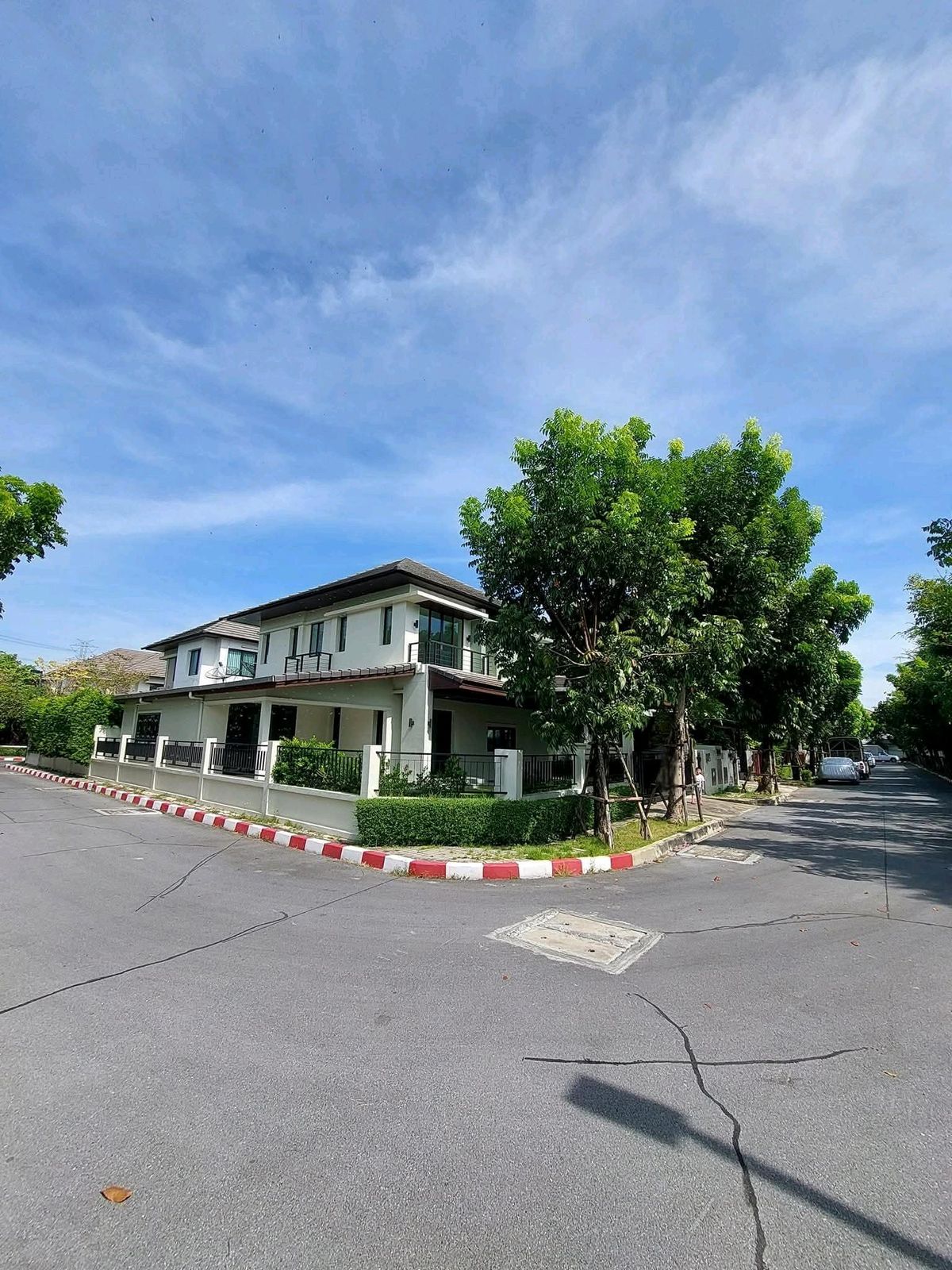 HouseBangna, Bearing, Lasalle : 🔥 Sell / rent a house, convert corner, 300 sq.w., new, new, ready to move 10.5 million‼ ️