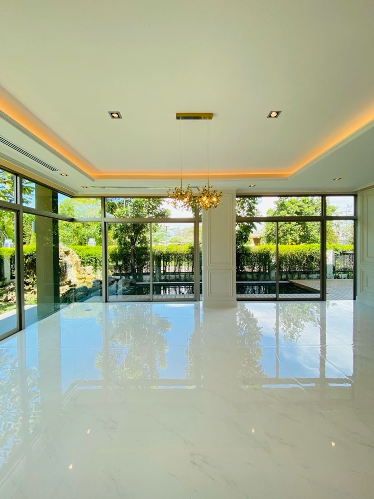 For SaleHouseMin Buri, Romklao : 💎 Reduce the most force in the project!  ❌ From 49.9 million baht ✅ Only 39.9 million baht, Perfect Masterpiece Century Ramkhamhaeng 164, a luxury solo house after the best location in the project.