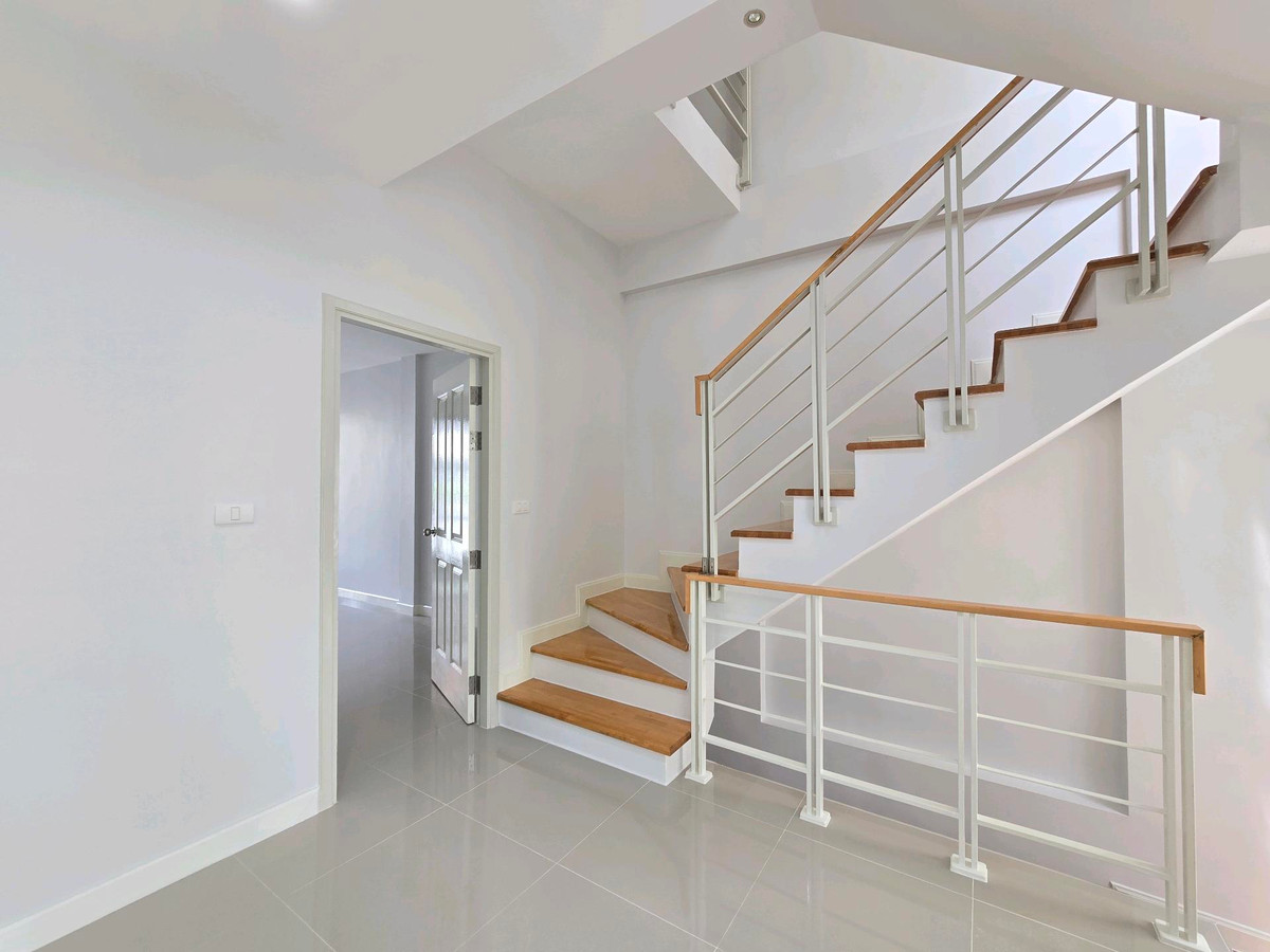 ขายทาวน์โฮมเกษตร นวมินทร์ ลาดปลาเค้า : ขายทาวน์โฮม 3 ชั้น หลังมุม โครงการบ้านกลางเมือง เออร์บาเนี่ยน เกษตร - นวมินทร์ 2ซอยลาดปลาเค้า 79