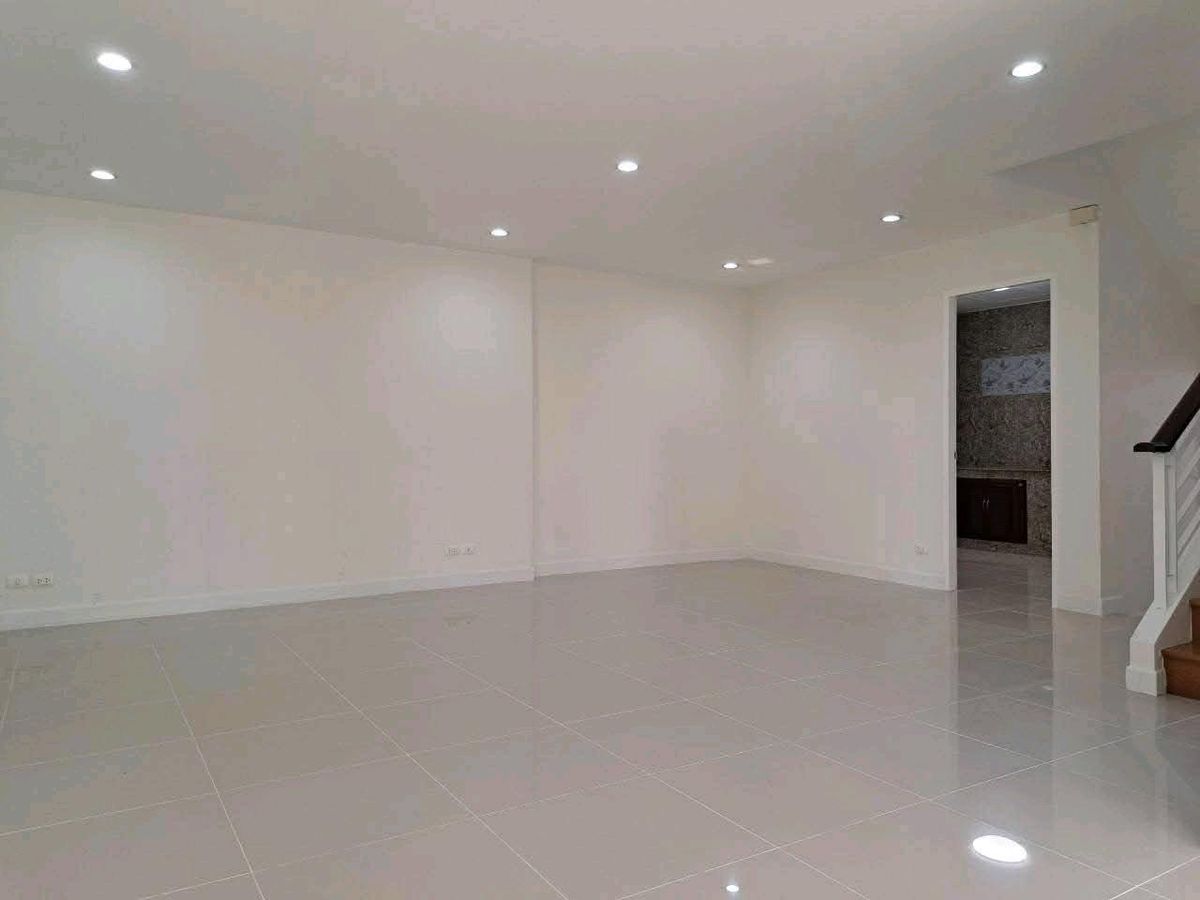 HouseBangna, Bearing, Lasalle : 🔥 Sell / rent a house, convert corner, 300 sq.w., new, new, ready to move 10.5 million‼ ️