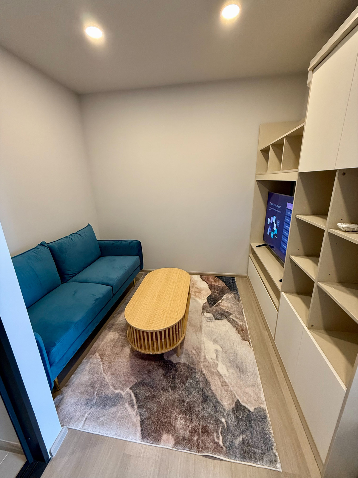 ให้เช่า  Aspire Onnut Station  ติดถนนสุขุมวิท ใกล้ BTS อ่อนนุช เพียง 200 ม Loading...