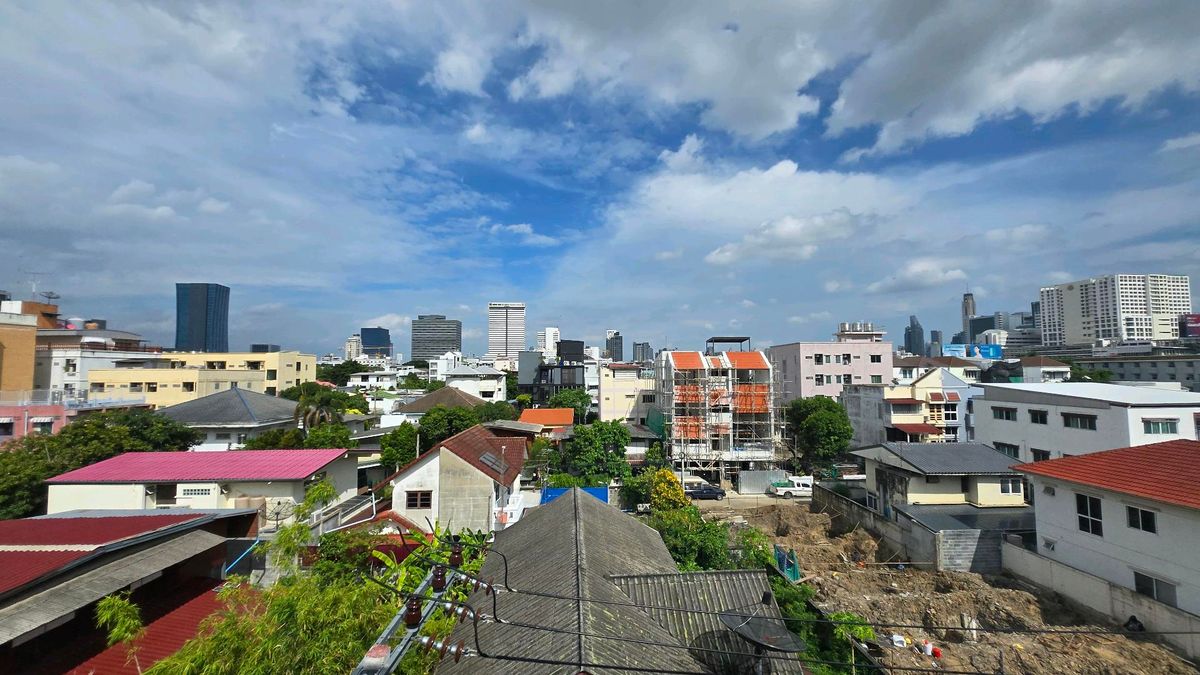 ขายบ้านอารีย์ อนุสาวรีย์ : Hot Price 26.5 ล้าน‼️— บ้านเดี่ยวหรู ใจกลางอารีย์ ที่หาไม่ได้ง่ายในงบนี้