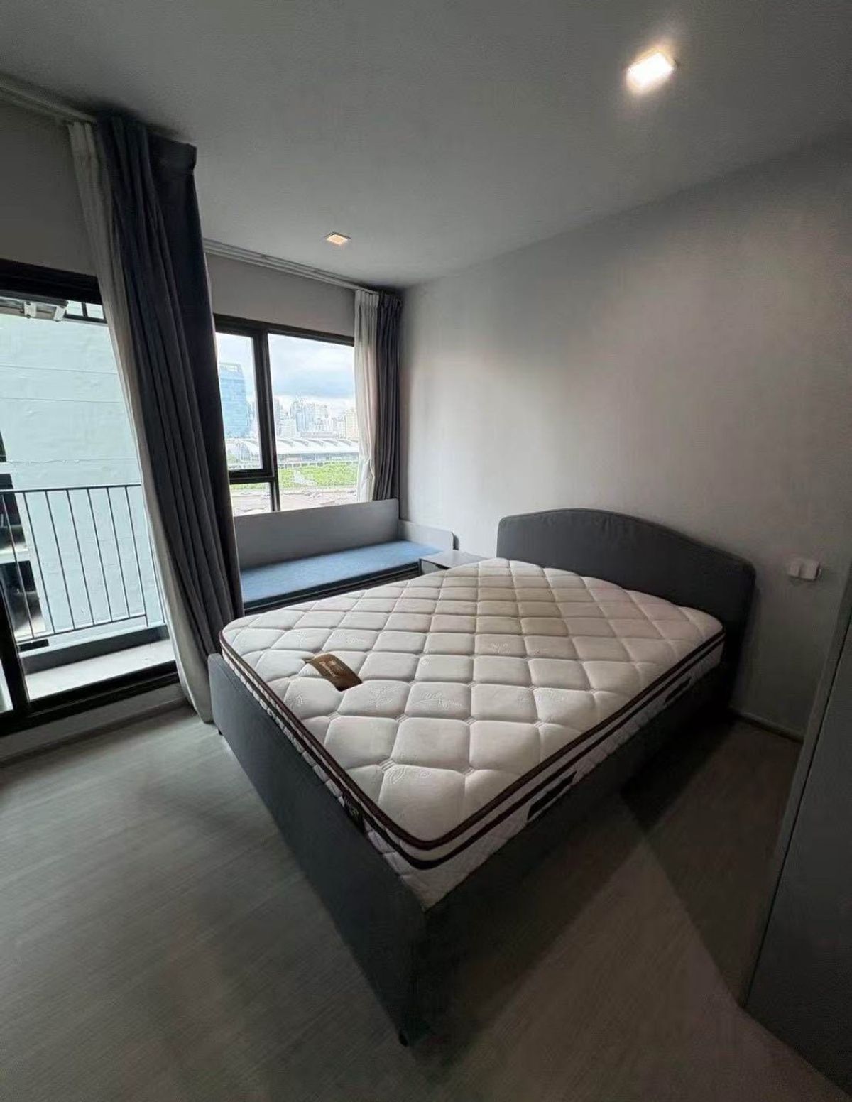 For SaleCondoRama9, Petchburi, RCA : 🔥V LIFE Asoke-Rama9🔥 Condo, Studio room size 25.38 sqm. By Pang