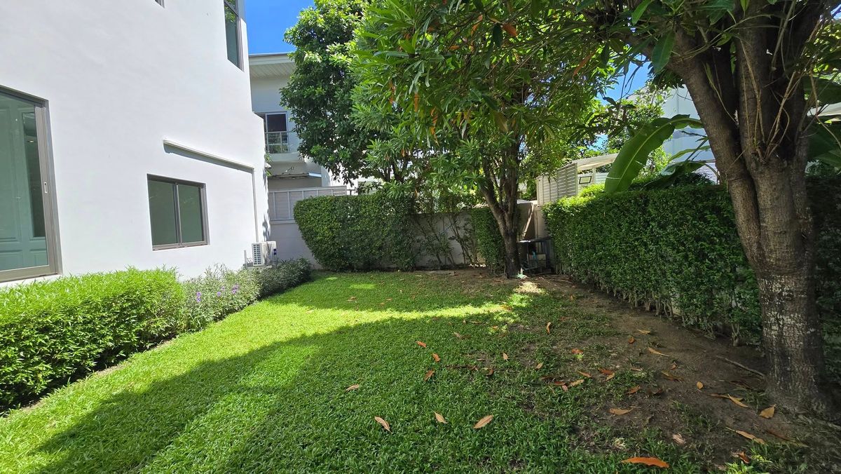 ขายบ้านมีนบุรี-ร่มเกล้า : ลดแรงที่สุดจาก 49.9 ล้านบาท เหลือเพียง 39.9 ล้านบาท . บ้านใหม่ยังไม่เคยเข้าอยู่ บิวท์อินหรูมูลค่าเกือบ 10 ล้านบาท . Perfect Masterpiece Century Ramkhamhaeng 164 บ้านเดี่ยวหรู หลังมุม ทำเลดีที่สุดในโครงการ ใกล้ MRT สายสีส้ม | ติดสวนส่วนกลาง 