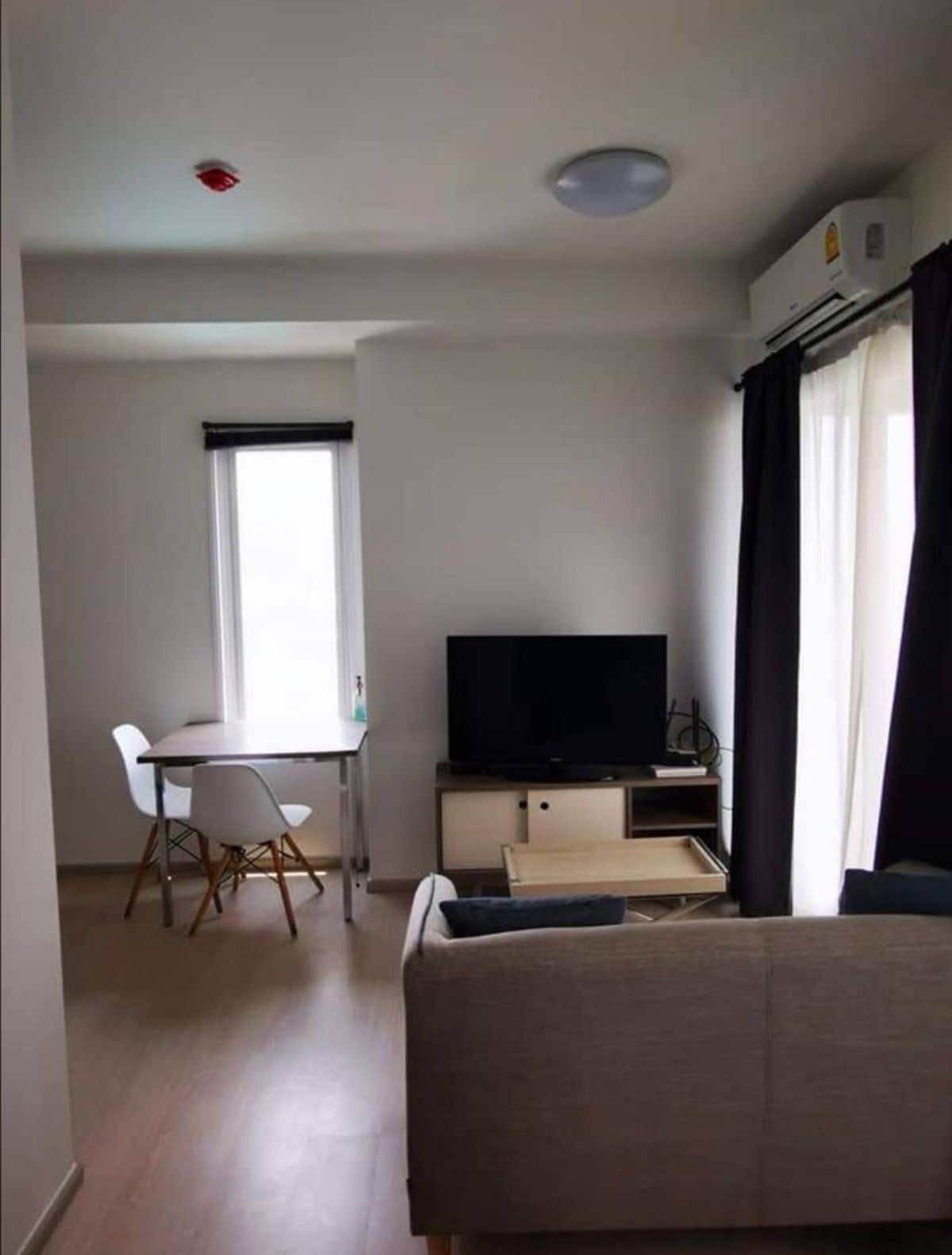 ให้เช่าคอนโดรัชดา ห้วยขวาง : ให้เช่า ✨ Chapter One Eco Ratchada - Huai Khwang ✨ เฟอร์นิเจอร์ และ เครื่องใช้ไฟฟ้าครบ ใกล้ MRT ห้วยขวาง