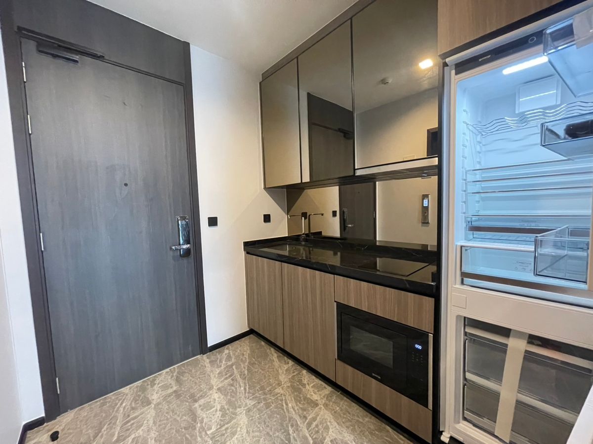 For RentCondoSukhumvit, Asoke, Thonglor : RC081425 Luxury Condo for Rent at AESTIQ Thonglor, near BTS Thonglor Station