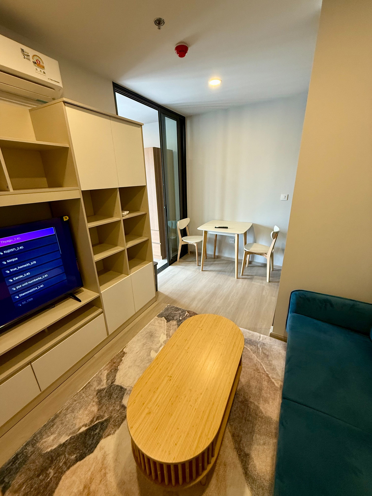 ให้เช่า  Aspire Onnut Station  ติดถนนสุขุมวิท ใกล้ BTS อ่อนนุช เพียง 200 ม Loading...