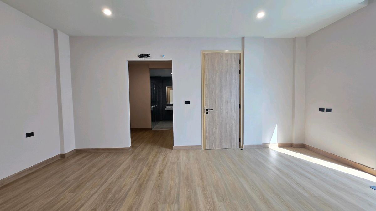 ขายบ้านอารีย์ อนุสาวรีย์ : Hot Price 26.5 ล้าน‼️— บ้านเดี่ยวหรู ใจกลางอารีย์ ที่หาไม่ได้ง่ายในงบนี้