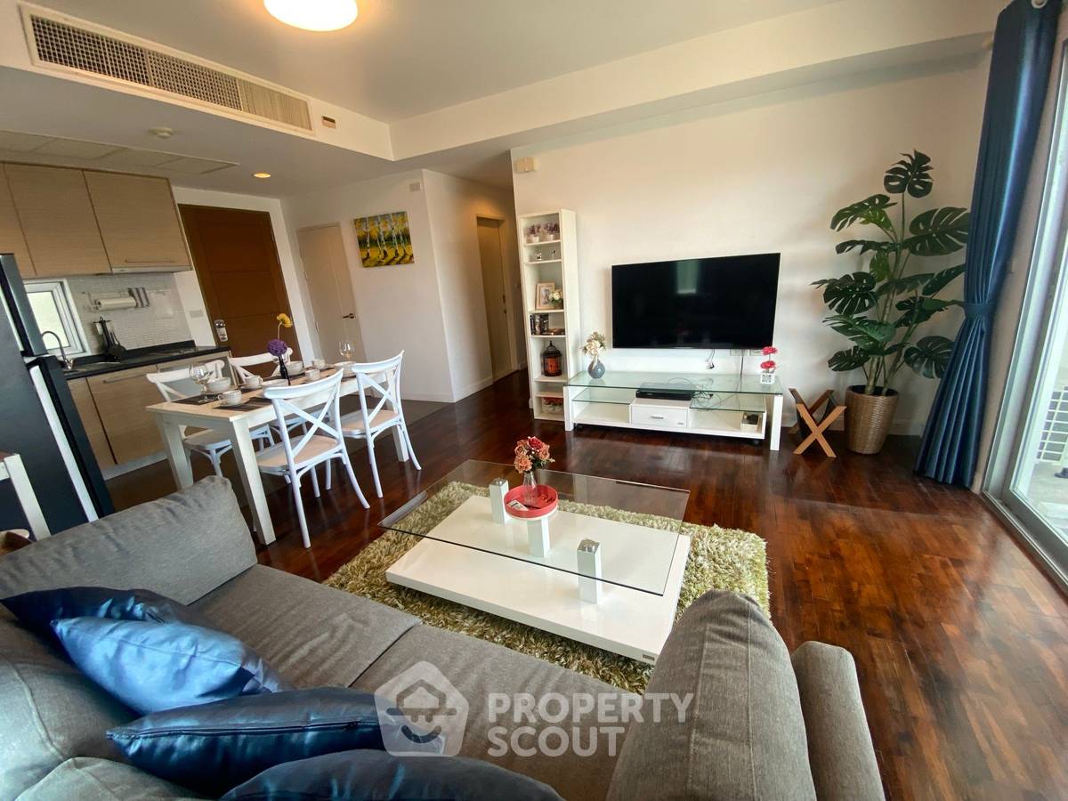 For SaleCondoHuahin, Prachuap Khiri Khan, Pran Buri : 2-BR Condo at Baan Sandao close to Hua Hin Market Village