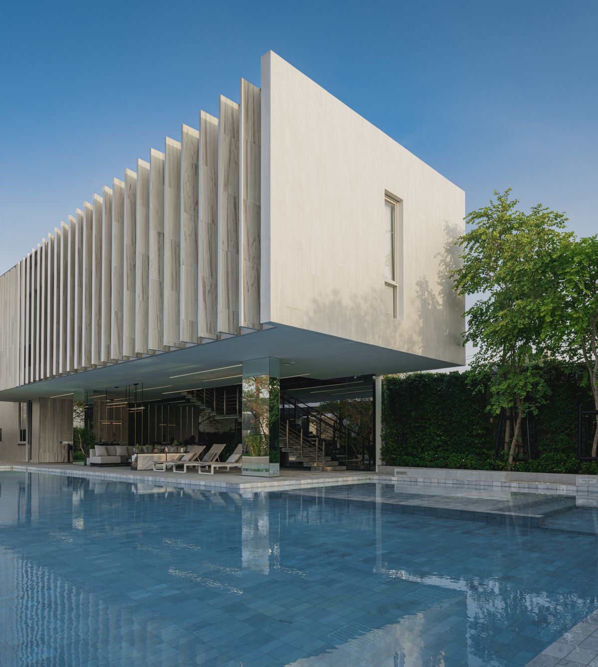 ขายทาวน์โฮมพัฒนาการ ศรีนครินทร์ : ⭐️Nue Verse Krungthepkreetha🔥ทาวน์โฮม ทำเลกรุงเทพกรีฑา🔥รายล้อมด้วยบ้านหรูร้อยล้าน (ซื้อตรงจากโครงการ) นัดหมายชมโครงการ 086-795-9997 จิมมี่