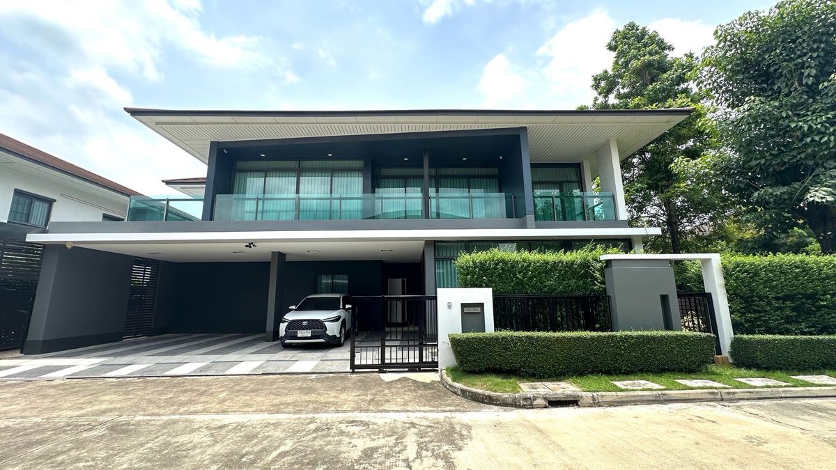 ให้เช่าบ้านพัฒนาการ ศรีนครินทร์ : For Rent (เช่า) เศรษฐสิริ (กรุงเทพกรีฑา) 