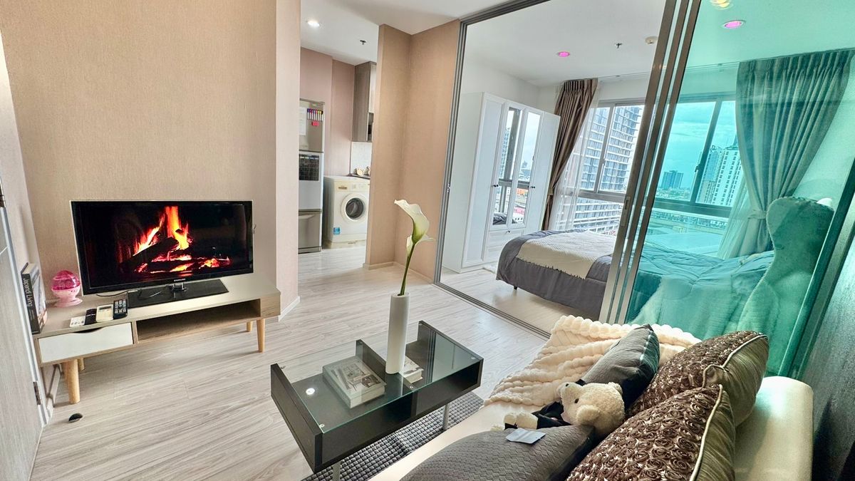 ขายคอนโดบางซื่อ วงศ์สว่าง เตาปูน : ขายคอนโด Ideo Mobi Bangsue Grand Interchange ราคา 2,590,000 บาท [MKs250809]