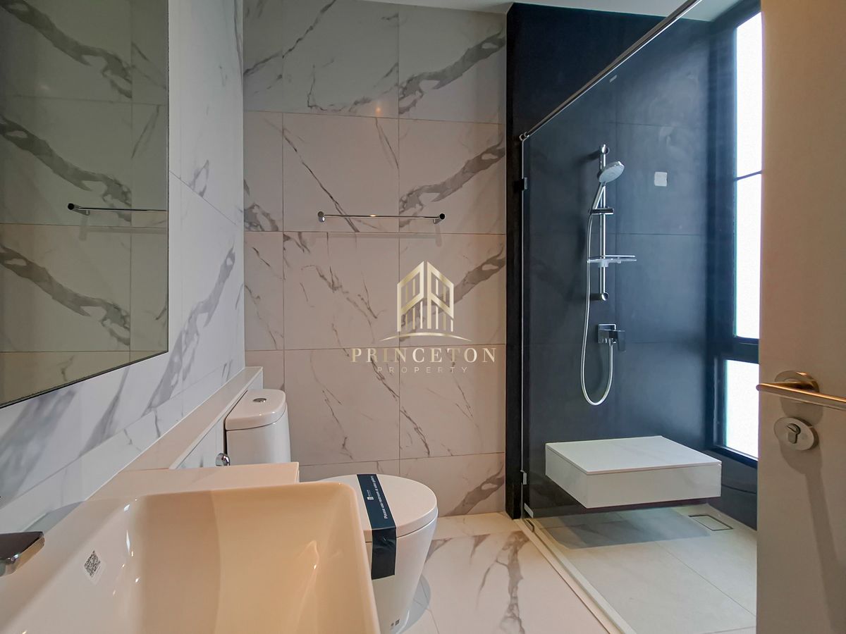 ขายบ้านพัฒนาการ ศรีนครินทร์ : ขายบ้าน 3 ชั้น โครงการมอลตัน เกทส์ กรุงเทพกรีฑา 📞092-425244 Malton Gates Krungthep Kreetha