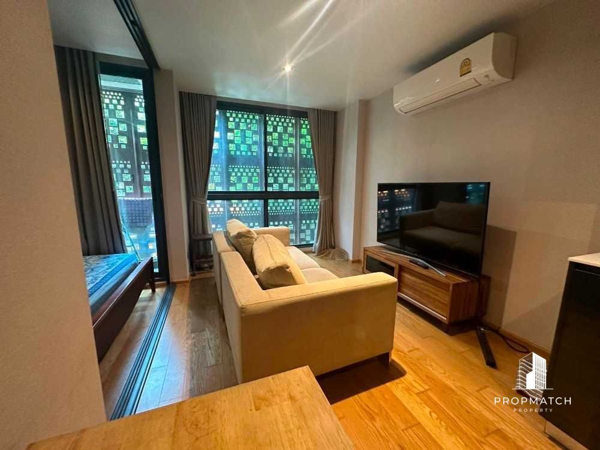 ขายคอนโดสยาม จุฬา สามย่าน : ด่วน ขายราคาดีที่สุด!! Altitude Samyan-Silom (1bad1bath 30 ตรม.) เพียง 4.45 ล้านบาท เท่านั้น Tel.0806265693  คุณแบม 