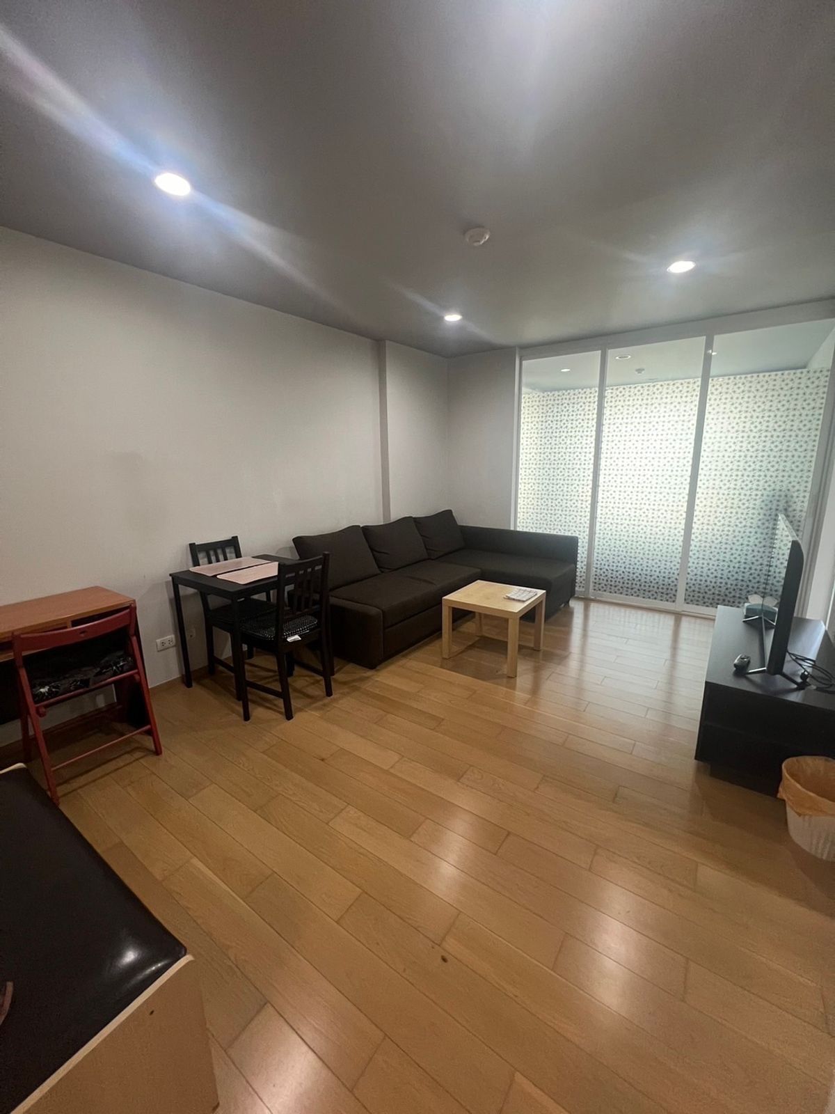 ให้เช่าคอนโดอ่อนนุช อุดมสุข : ให้เช่า HIVE SUKHUMVIT65 แต่งครบ 700ม.ถึง BTS เอกมัย