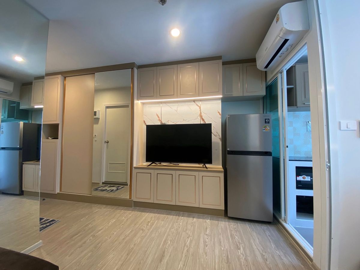ให้เช่าคอนโดบางนา แบริ่ง ลาซาล : SK01072 ให้เช่า Regent Home Bangna **ตกแต่งสวยมาก**  วิวสระ BTS บางนา