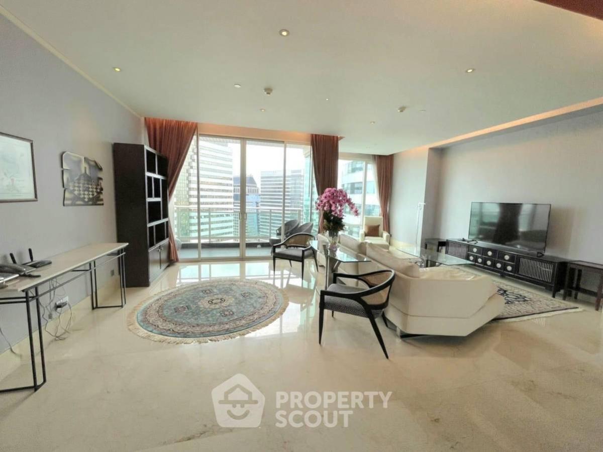For RentCondoSathorn, Narathiwat : 3-BR Condo at The Infinity Condominium near BTS Chong Nonsi