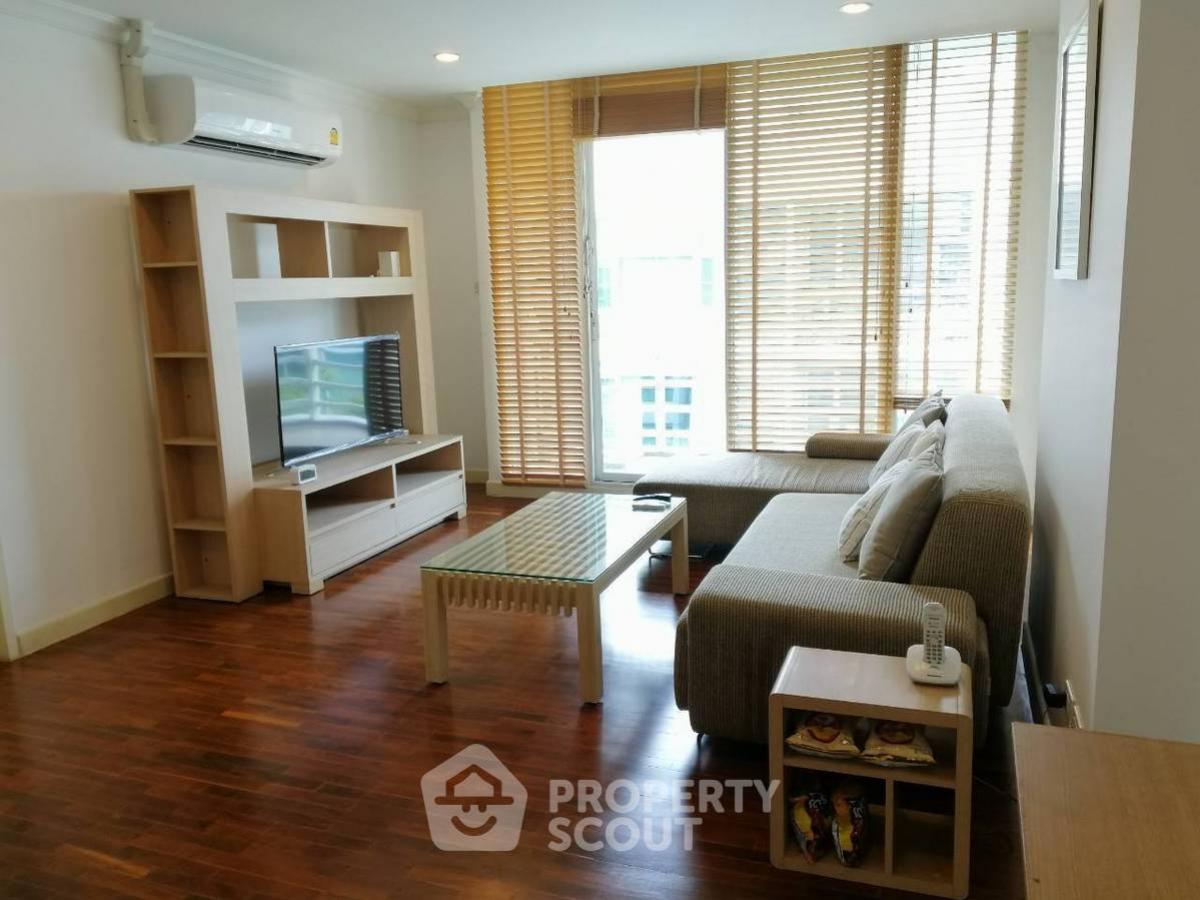 For RentCondoNana, North Nana,Sukhumvit13, Soi Nana : 2-BR Condo at Baan Siri Sukhumvit 10 Condominium near BTS Nana