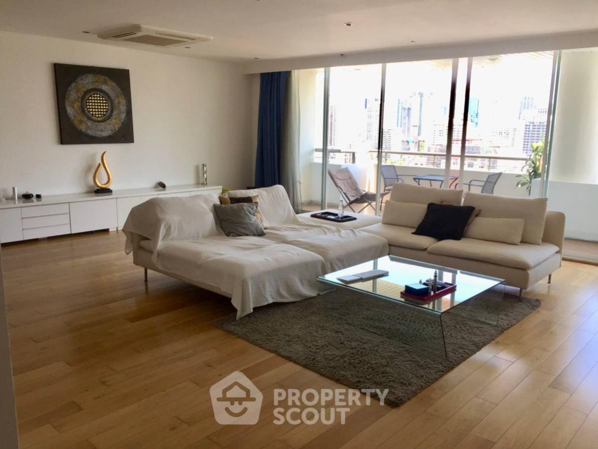 ขายคอนโดนานา : คอนโด 4-ห้องนอน ที่ คาลิสต้า แมนชัน ใกล้ ARL มักกะสัน