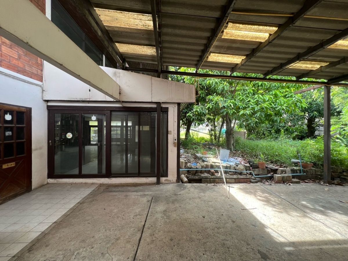 ให้เช่าร้านค้า/ตลาดนัดสุขุมวิท อโศก ทองหล่อ : ปล่อยเช่าบ้านเดี่ยวเอกมัย 1 ไร่ สำหรับ คาเฟ่ / ร้านอาหาร / สปา ออนเซน / โรงเรียน / Community / Art Space / Gym - Fitness / สวนอาหาร / Find Dining / โรงเรียนสอนทำขนม เบเกอรี่