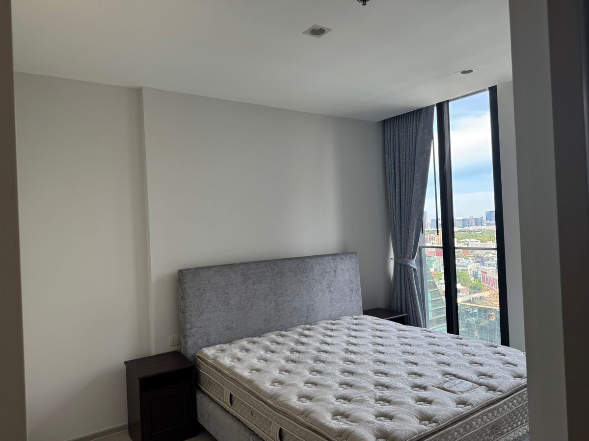 ให้เช่าคอนโดวิทยุ ชิดลม หลังสวน : For Rent Condo Noble Ploenchit  fully furnished (S15-5481)