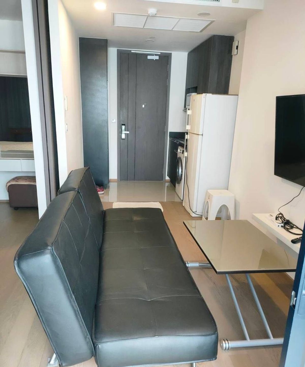 ขายคอนโดสยาม จุฬา สามย่าน : Ashton Chula Silom【𝐒𝐄𝐋𝐋 & 𝐑𝐄𝐍𝐓】🔥โทนเข้มมีคลาส พร้อมเฟอร์ฯบิ้วอินสไตล์เรียบเท่ทุกมุมห้อง🔥  ติดต่อไลน์ไอดี: @hacondo