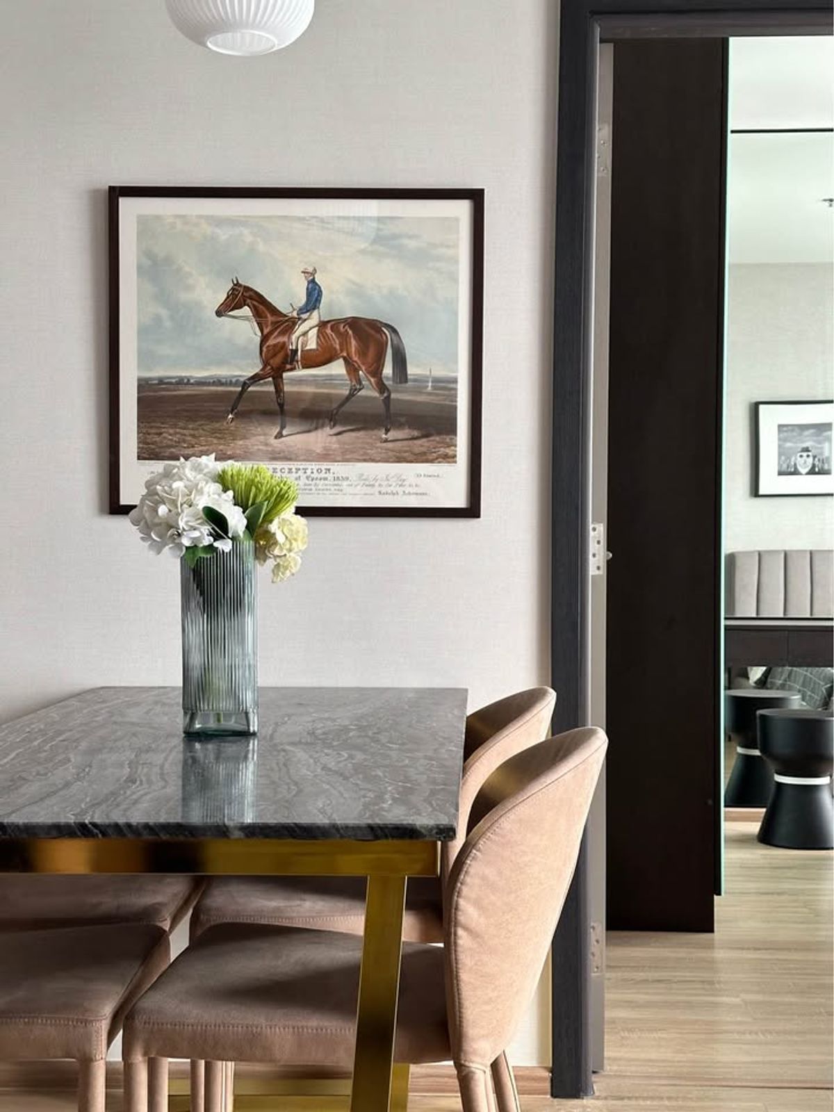 ขายคอนโดพระราม 9 เพชรบุรีตัดใหม่ RCA : ขายคอนโด The Base Garden Rama 9 ราคา 6,000,000 บาท [NCr250810]