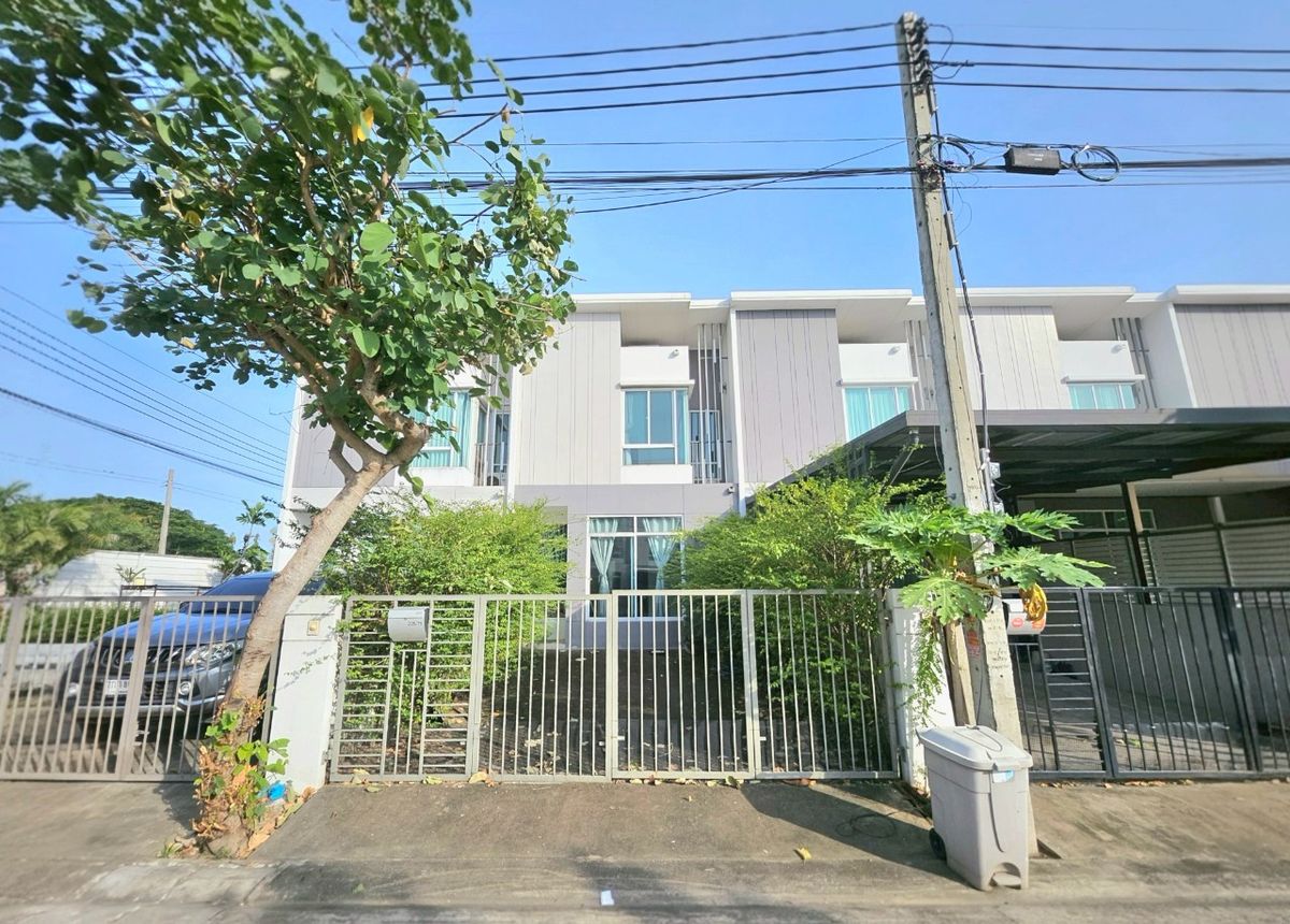 ขายทาวน์โฮมพระราม 2 บางขุนเทียน : 🏡 ขาย ทาวน์โฮม ซิตี้เซนส์ ( City Sense ) พระราม2-ท่าข้าม ถนน กาญจนาภิเษก ขายตามสภาพ