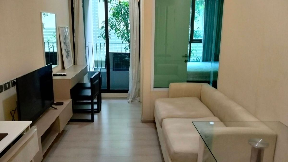 For RentCondoSukhumvit, Asoke, Thonglor : 1ห้องนอน 1ห้องน้ำ ให้เช่า เฟอร์นิเจอร์ตกแต่งพร้อมอยู่ เครื่องใช้ไฟฟ้าครบ